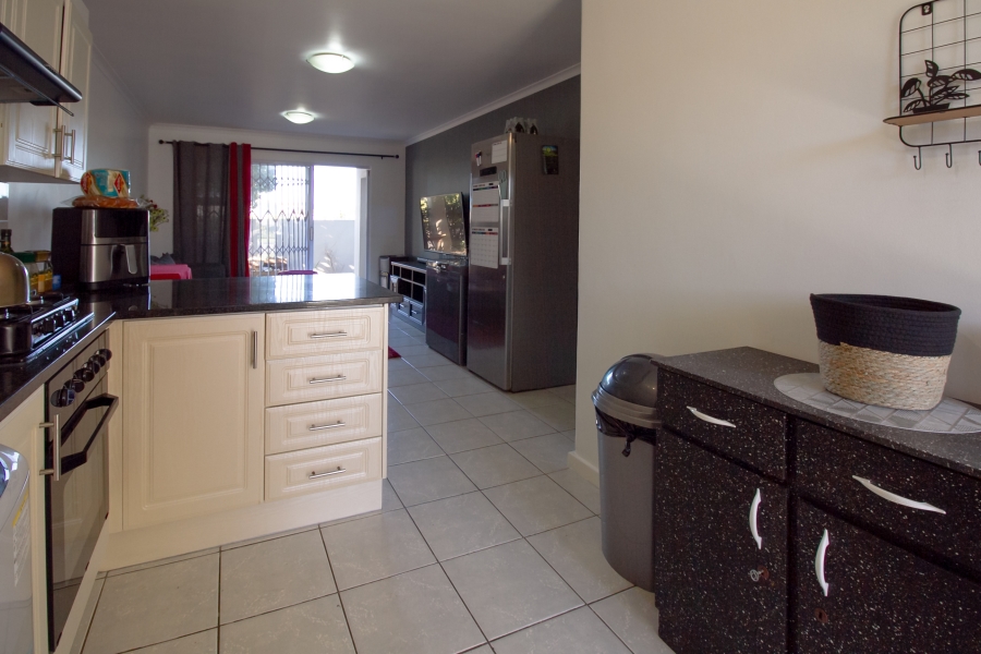 2 Bedroom Property for Sale in Melkbosstrand Central Western Cape